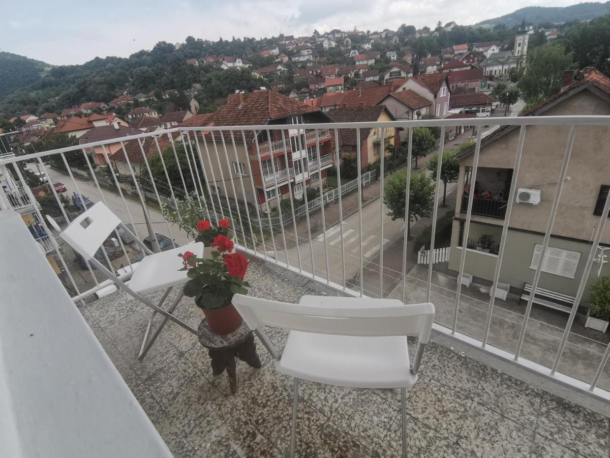Apartmán Faris Donji Milanovac Exteriér fotografie