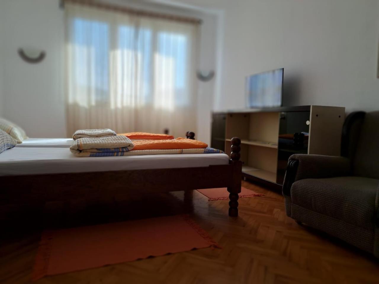 Apartmán Faris Donji Milanovac Exteriér fotografie