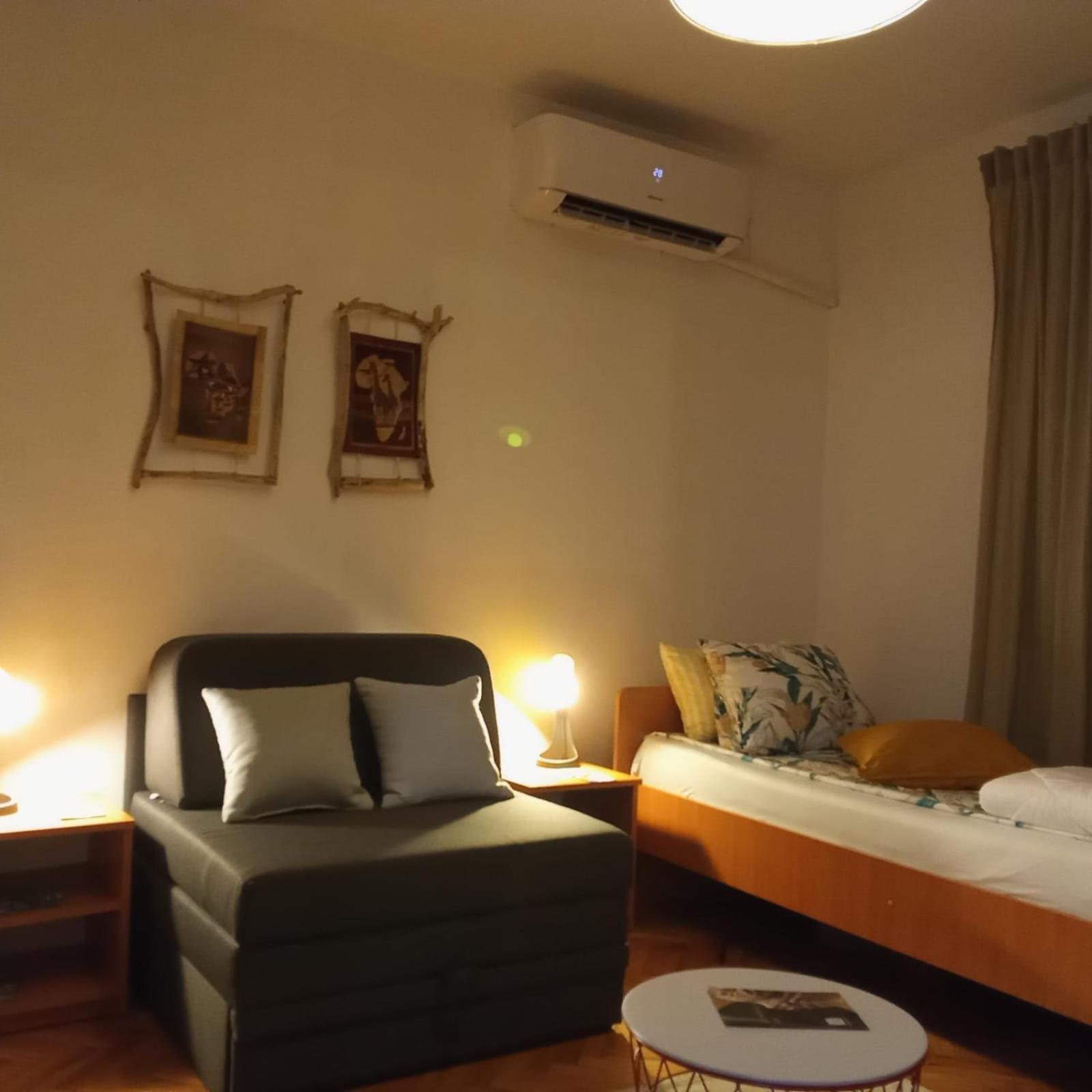 Apartmán Faris Donji Milanovac Exteriér fotografie